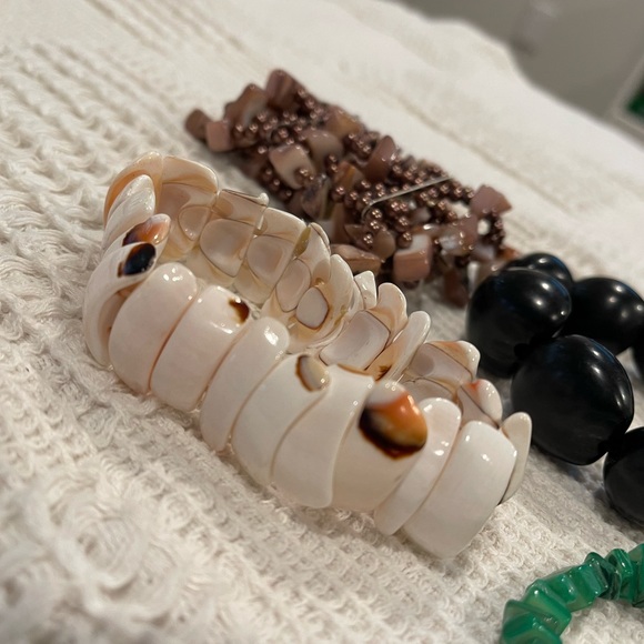 Shell/Bead/Hawaiian Sea Bean/Tagua Mixed Bracelets - Picture 8 of 9